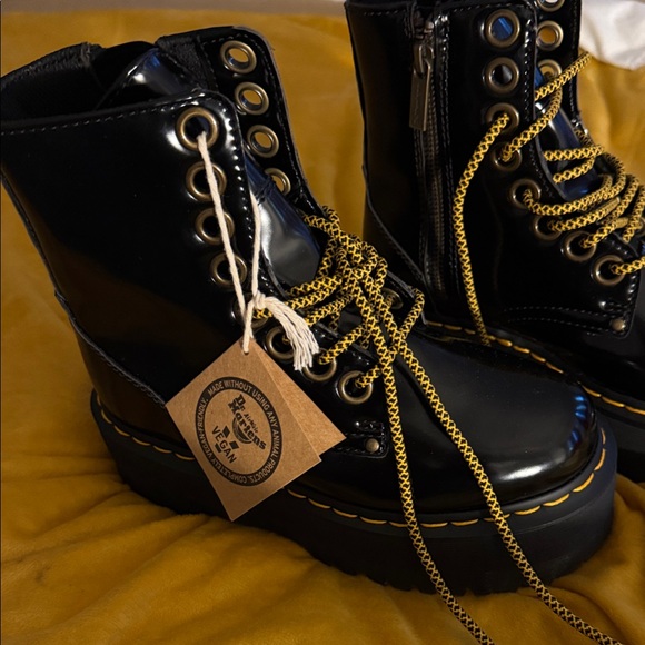 Dr. Martens Shiny Black Boots with Yellow Laces - Picture 1 of 5